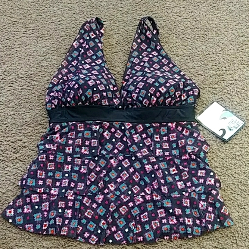 Mazu swim top  v neck